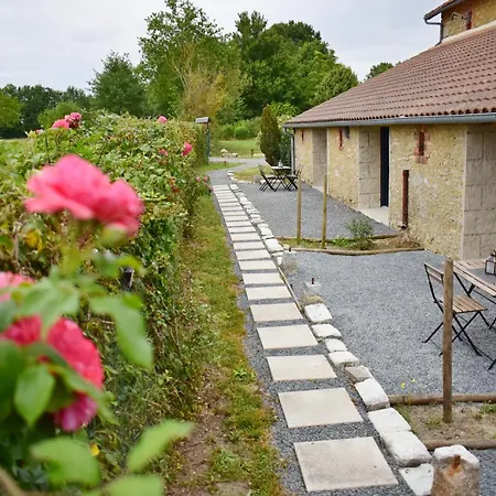 L'oree Du Bois Gaubau فندق مبيت وإفطار Saint-Georges-sur-Layon