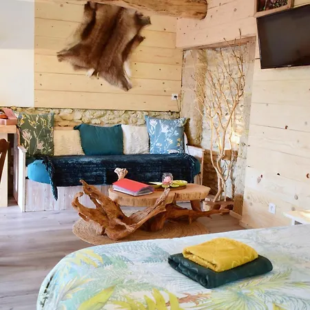 L'oree Du Bois Gaubau Frühstückspension