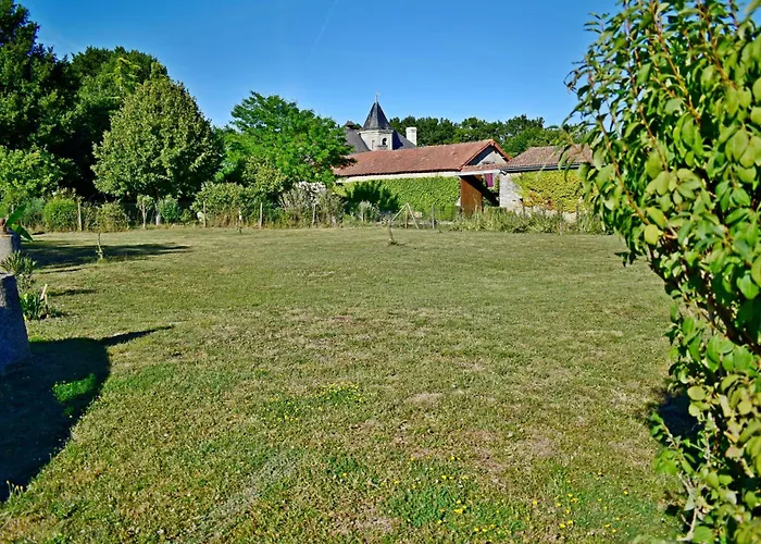 L'oree Du Bois Gaubau 3* Saint-Georges-sur-Layon